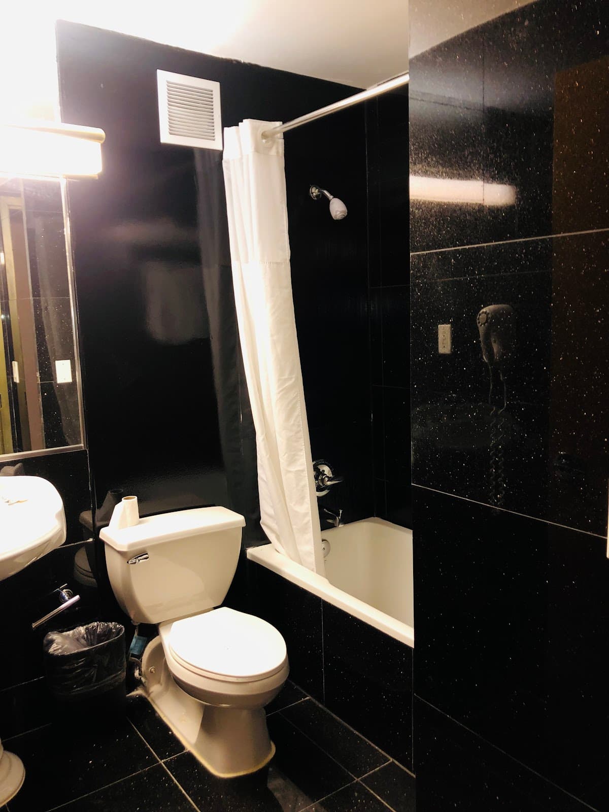 Essence Hotel Brooklyn - Marine Park