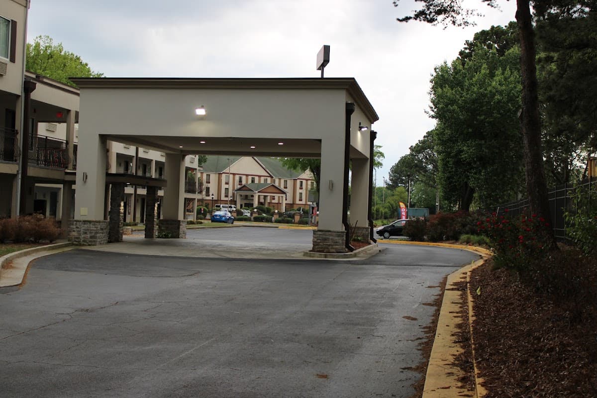 Baymont by Wyndham College Park Atlanta Airport South