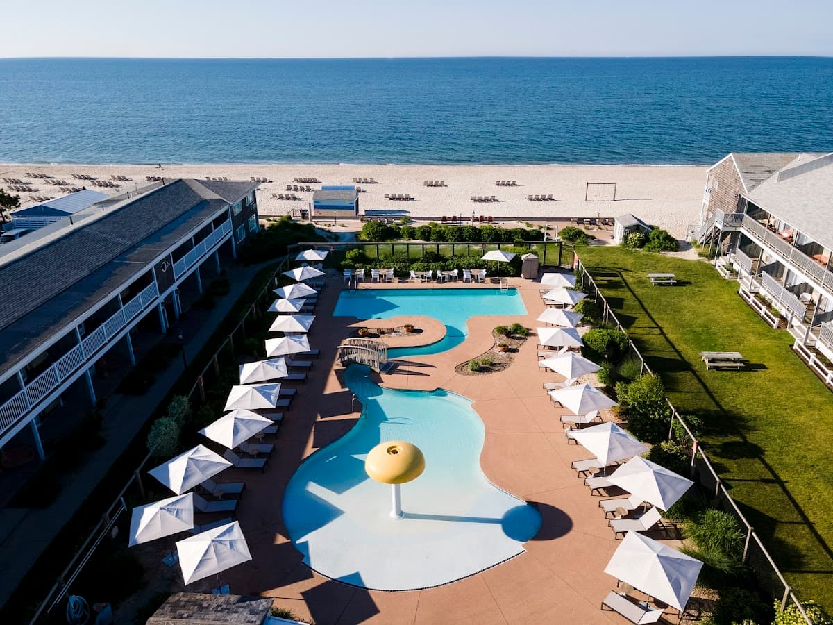 Riviera Beach Resort