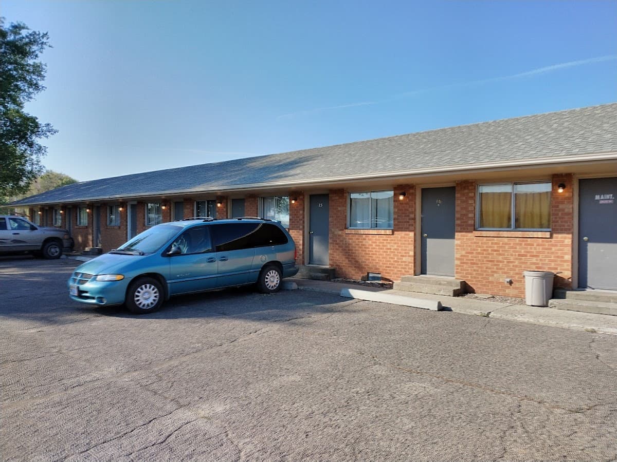 Tops Motel