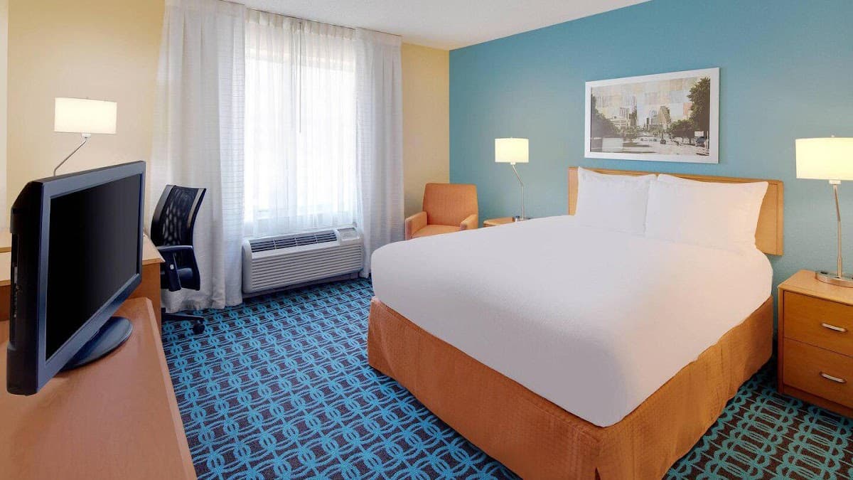 Fairfield by Marriott Inn & Suites Austin-University Area