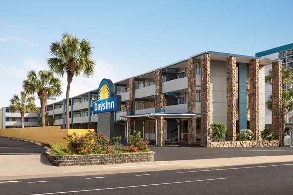 Days Inn by Wyndham Myrtle Beach-Beach Front