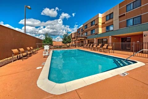 Courtyard by Marriott Alexandria