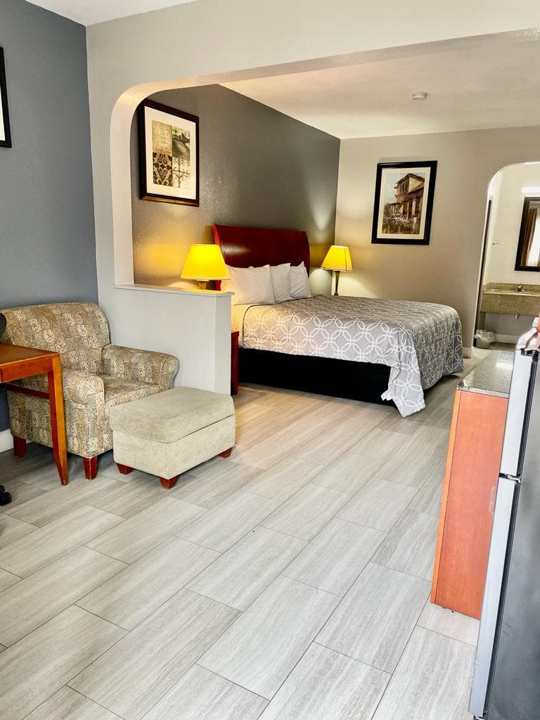 Americas Best Value Inn Memphis I-240