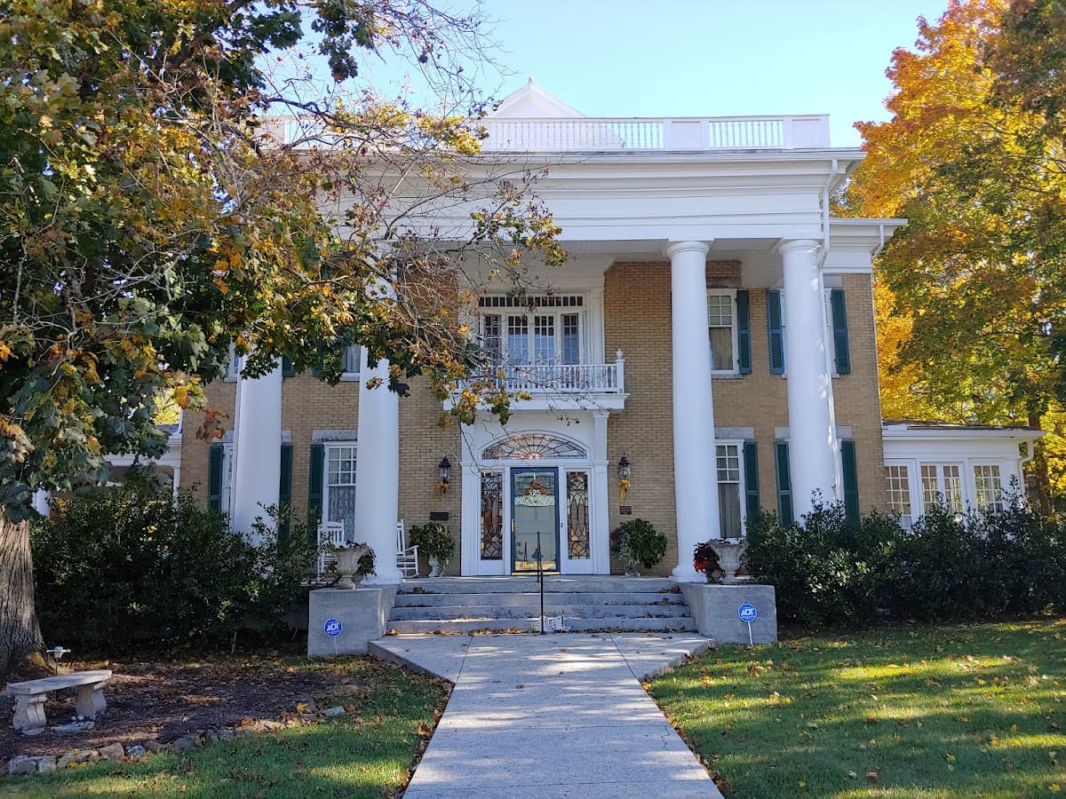 Trinkle Mansion Bed & Breakfast