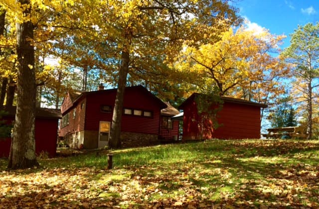 Pine Point Lodge