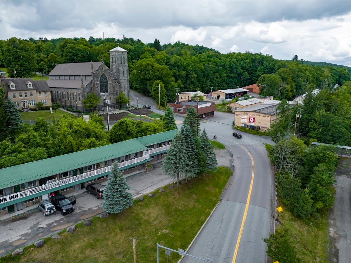 Wayne Inn