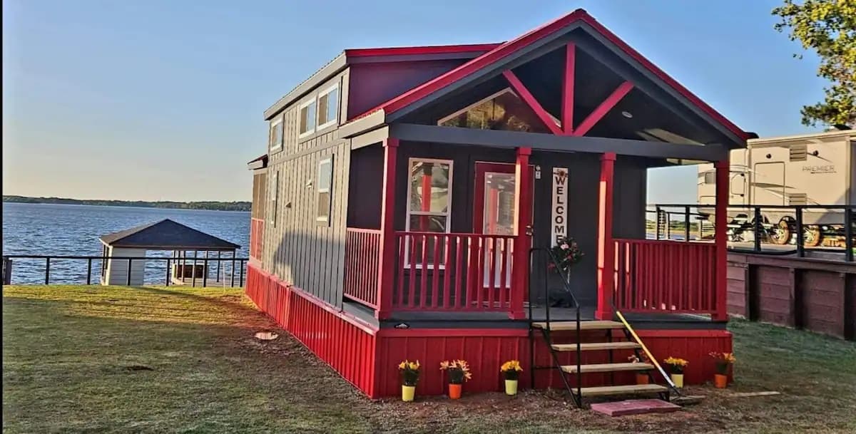 AnnaBella Lakefront Resort