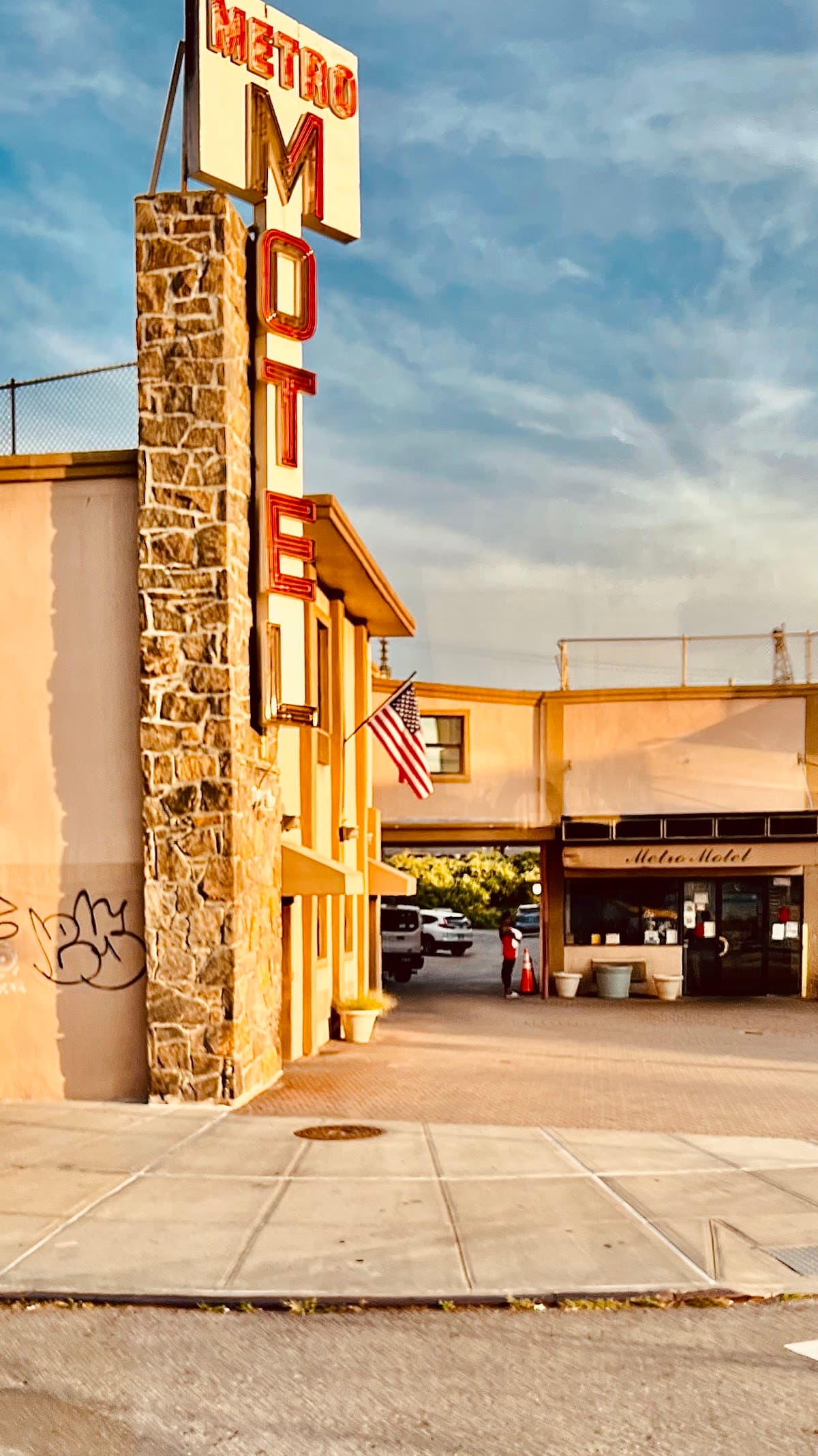 Metro Motel