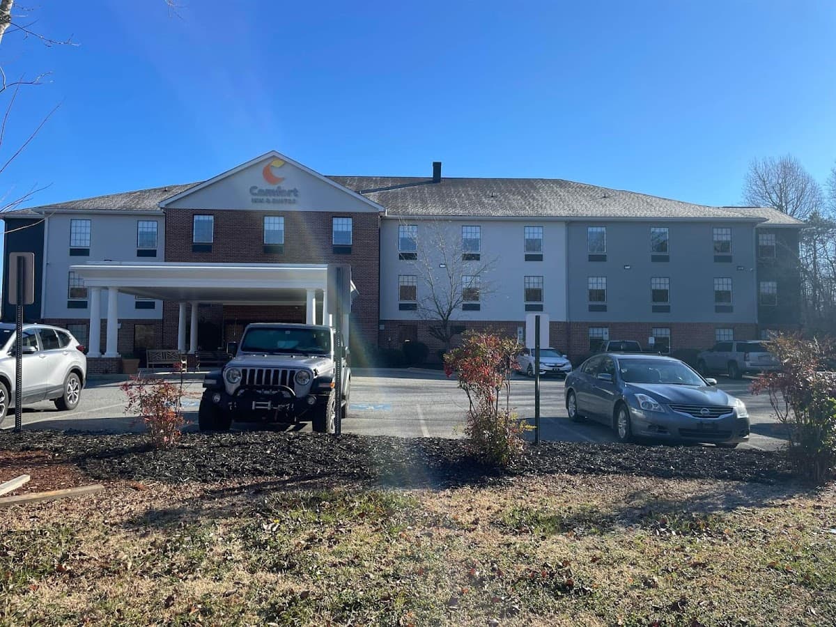 Comfort Inn & Suites