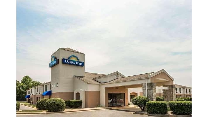 Days Inn by Wyndham Yadkinville