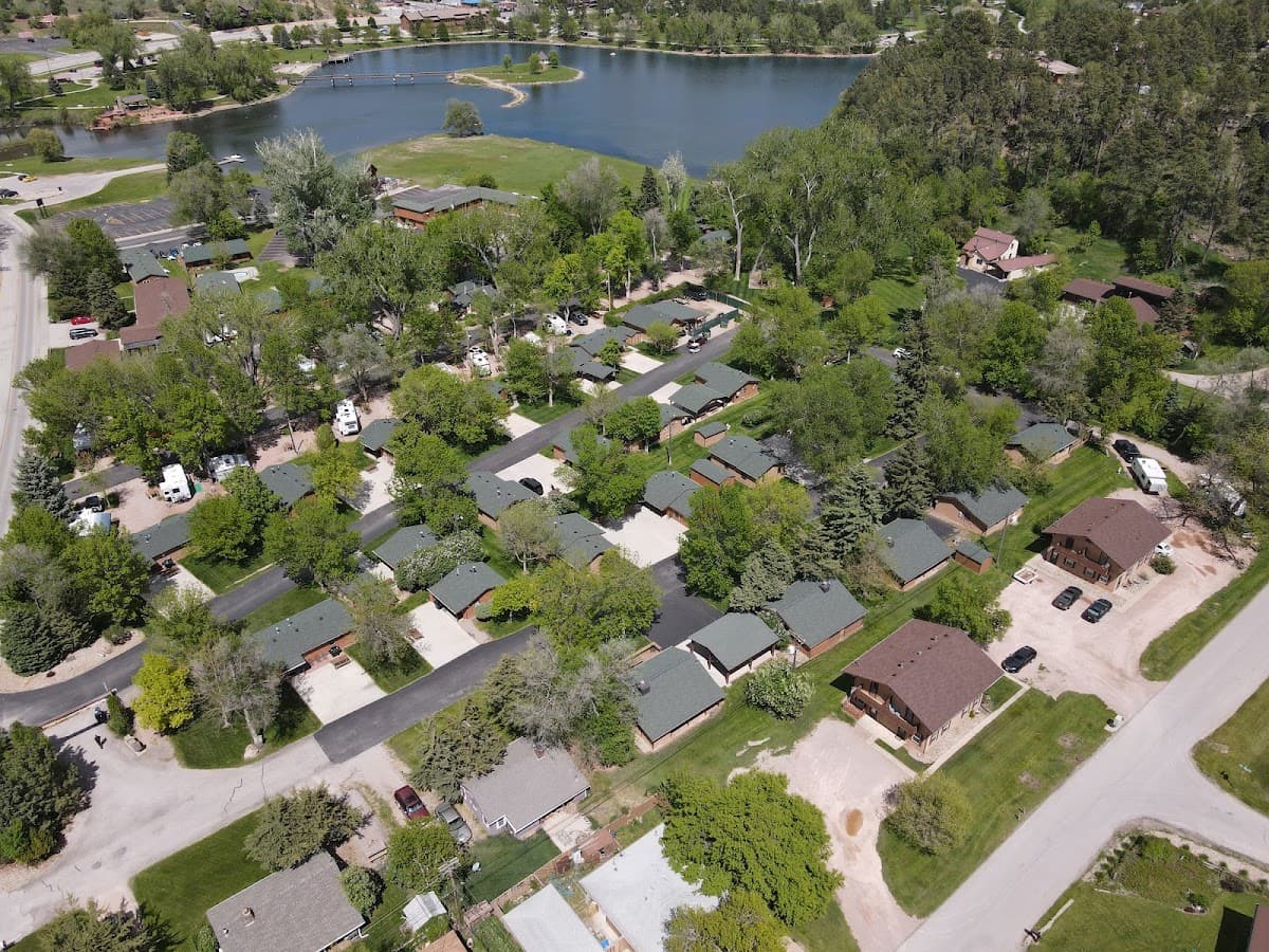 Lake Park Campground & Cabins