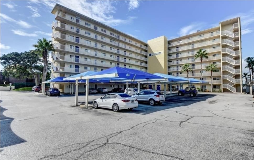 Harbour View Condominiums