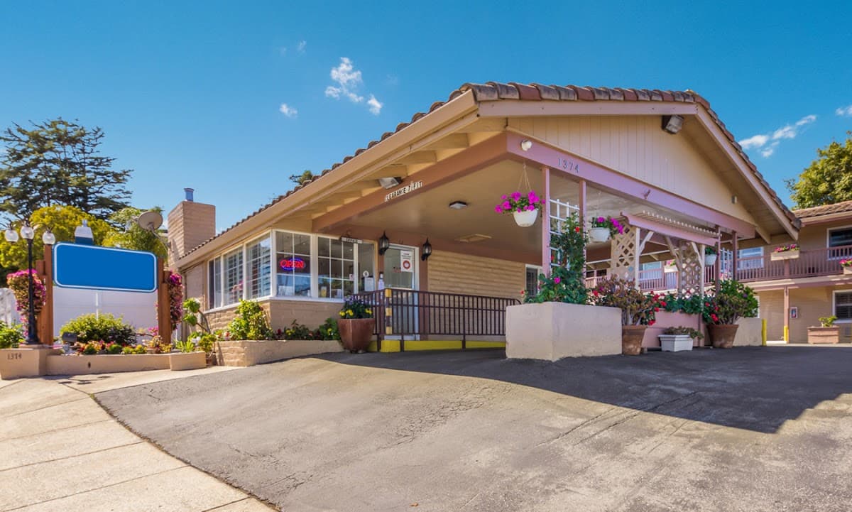 Rodeway Inn Near Downtown Monterey