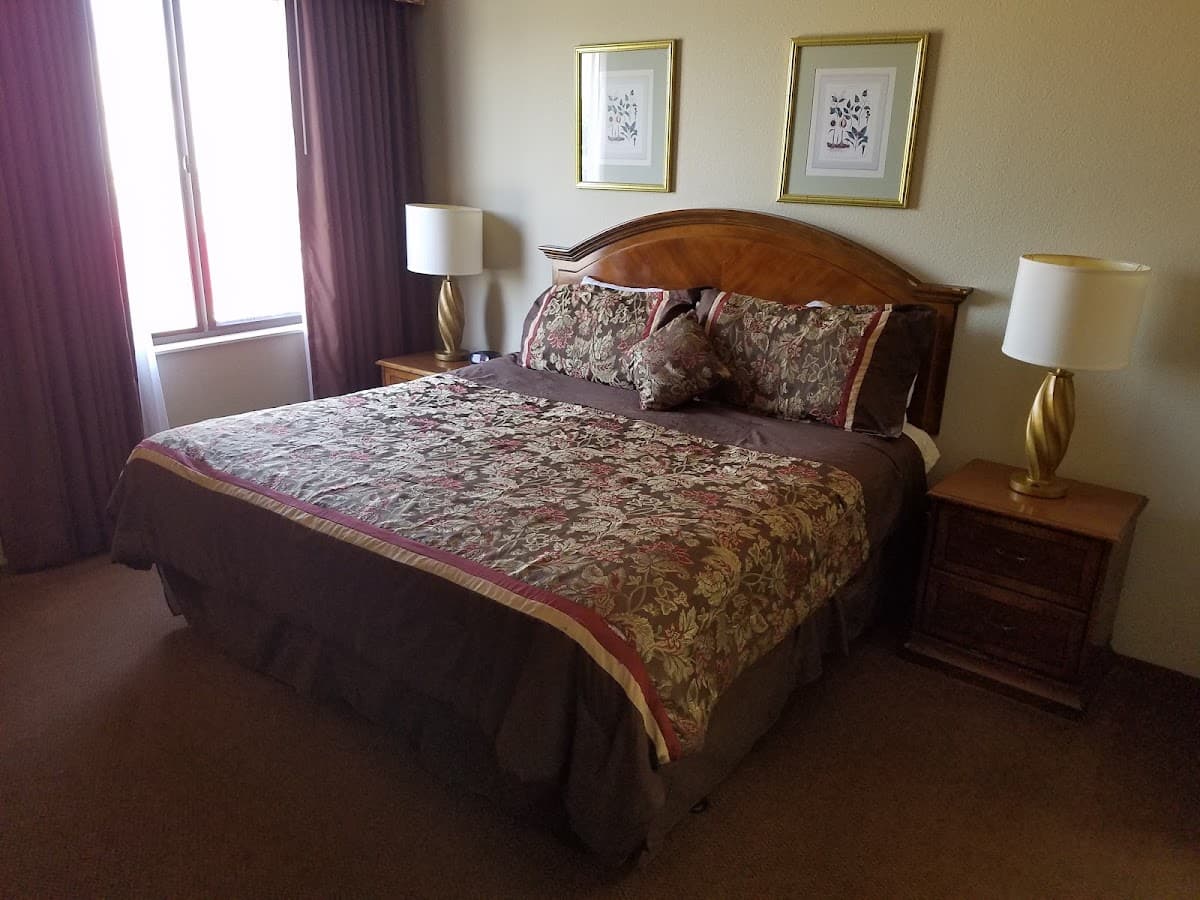 Northrock Suites