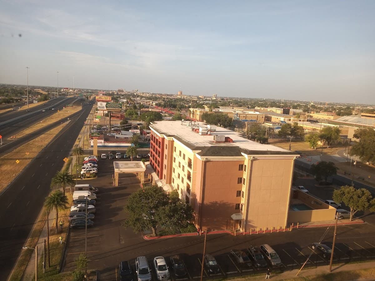 Hotel Ava