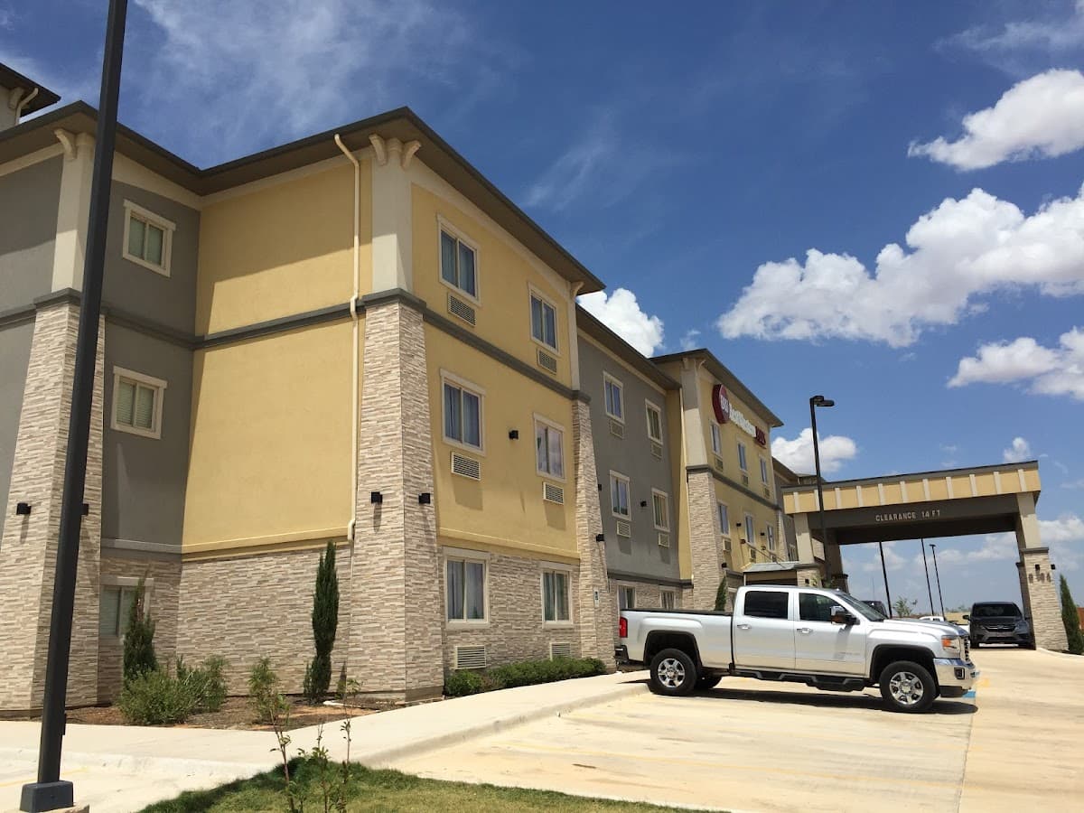 Best Western Plus Lonestar Inn & Suites