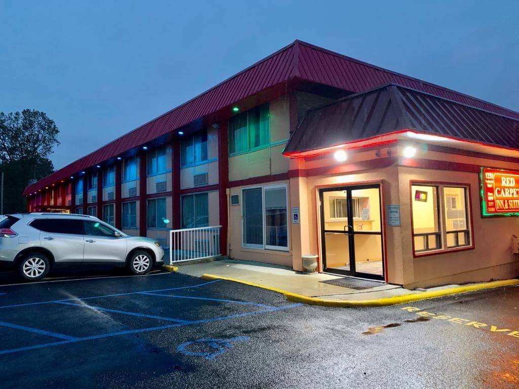 Red Carpet Inn & Suites Lima (Listing Partner)