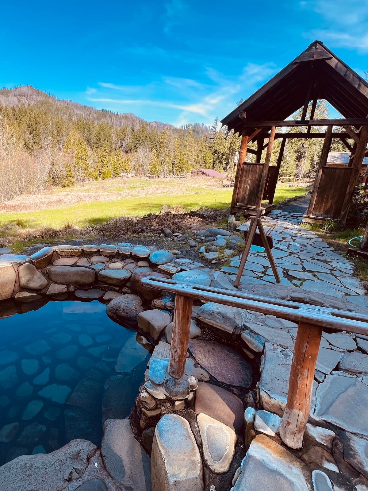 Breitenbush Hot Springs