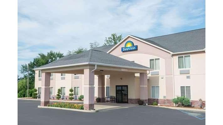 Days Inn by Wyndham Sullivan