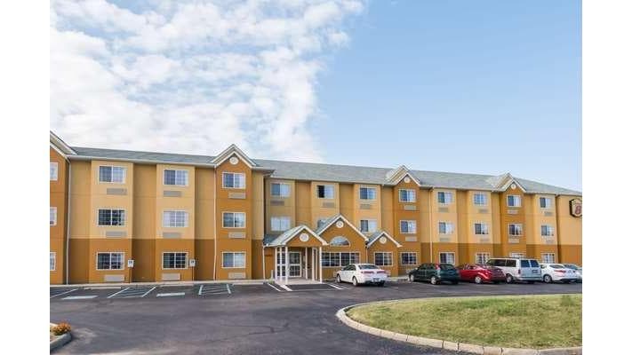 Super 8 by Wyndham Columbus West