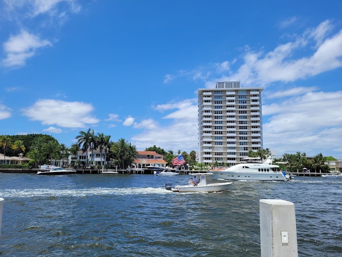 Holiday Isle Yacht Club