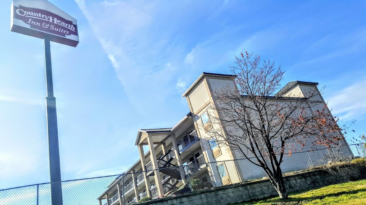 Country Hearth Inn & Suites Cayce / Columbia