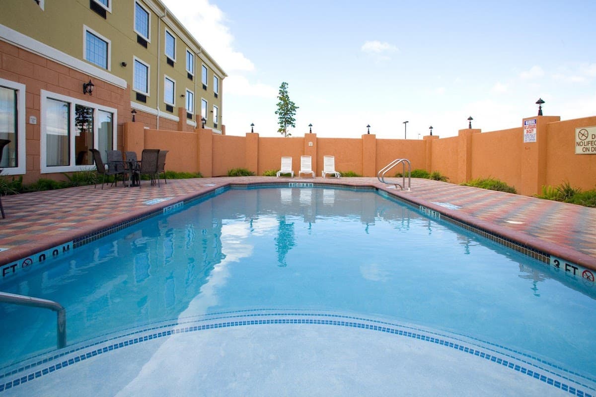 Holiday Inn Express & Suites Jourdanton-Pleasanton by IHG