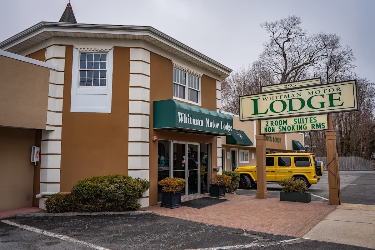 Whitman Motor Lodge