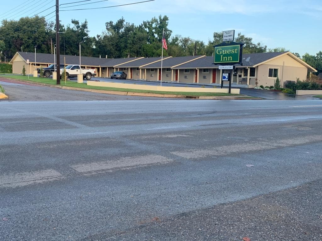 Guest Inn