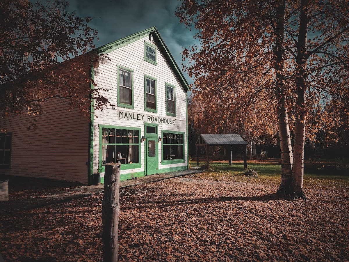 Manley Lodge and Roadhouse