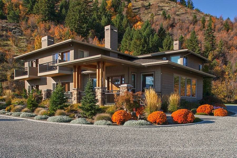 Cascade Valley Inn