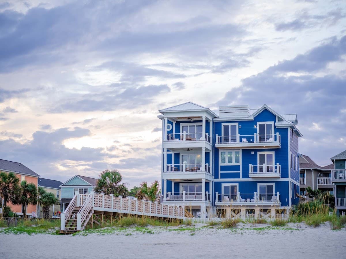 Wander Surfside Beach