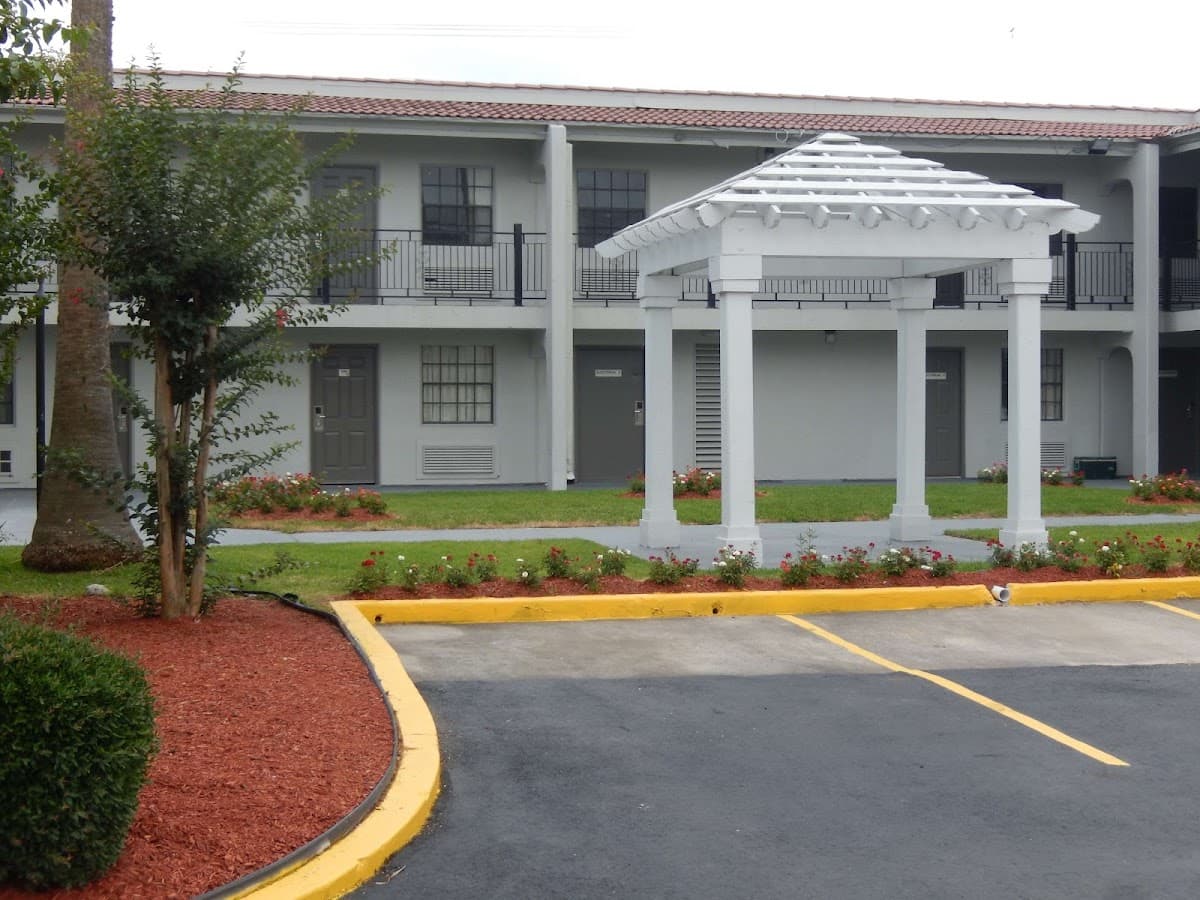 Studio 6 Houston, TX - Intercontinental Airport South