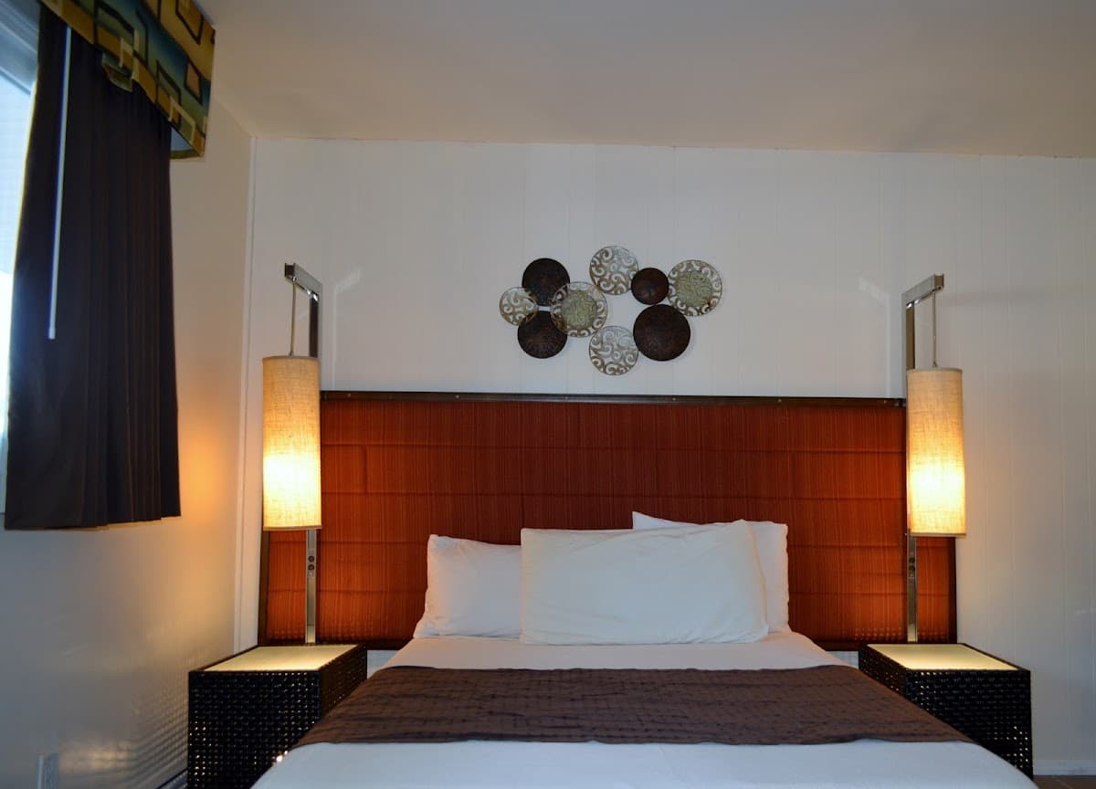Southington Motor Lodge
