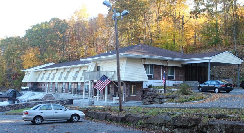Passport Inn & Suites Middletown, CT