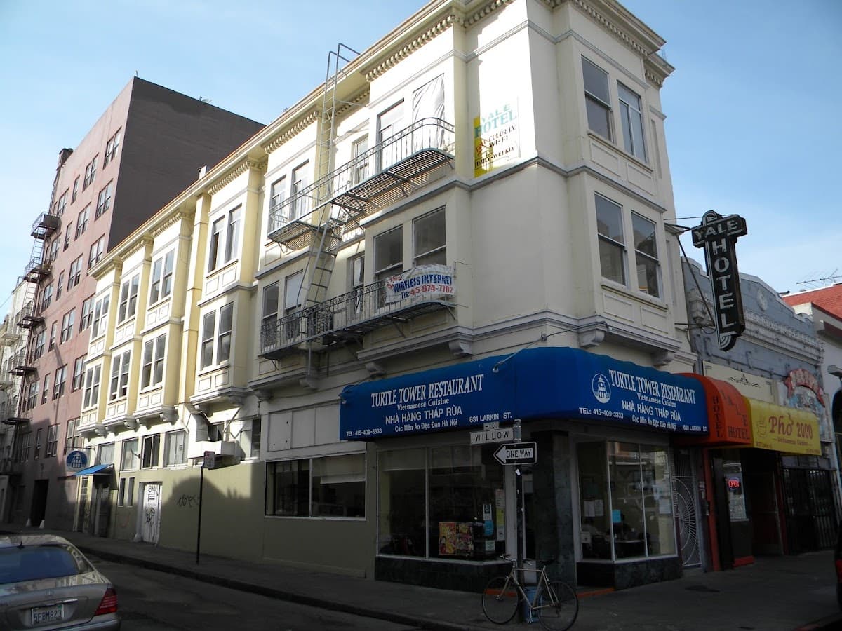 Yale Hotel