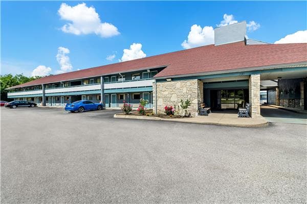 Super 8 by Wyndham Cincinnati OH