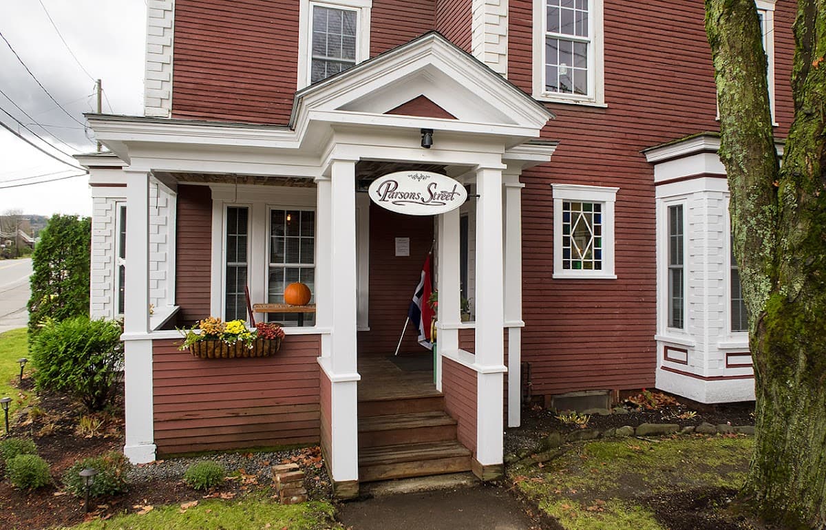 Parsons Street Suites