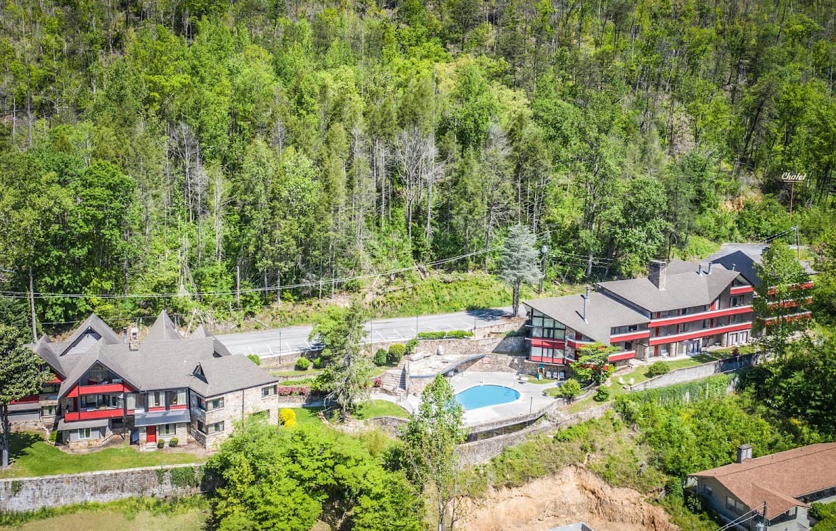 Fabulous Chalet Inn