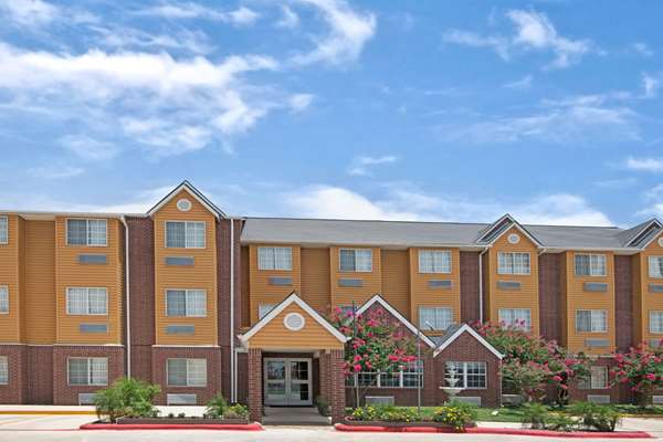 Super 8 by Wyndham San Antonio Downtown NE