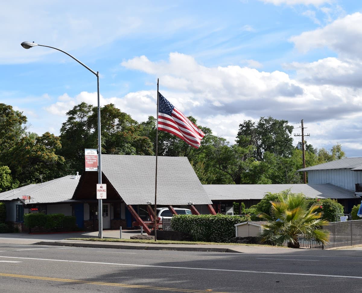Red Bluff Inn