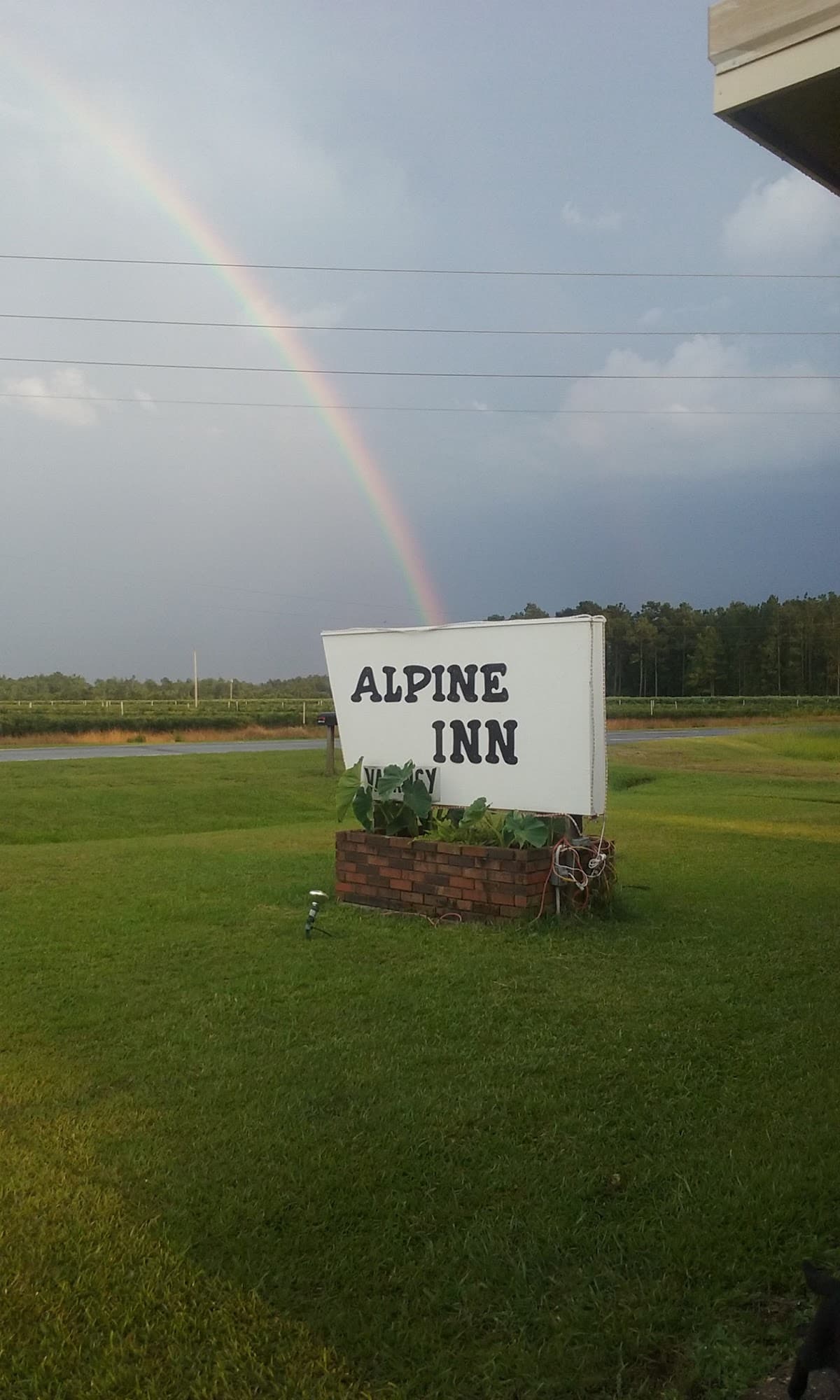 Alpine Inn