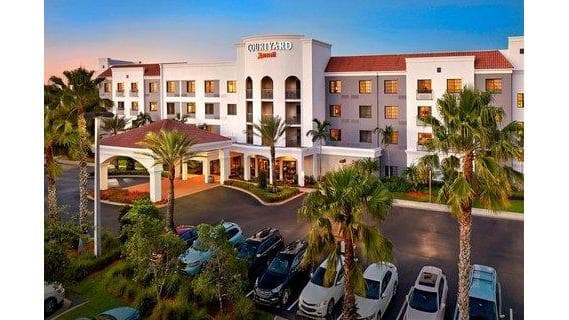 Courtyard by Marriott Stuart
