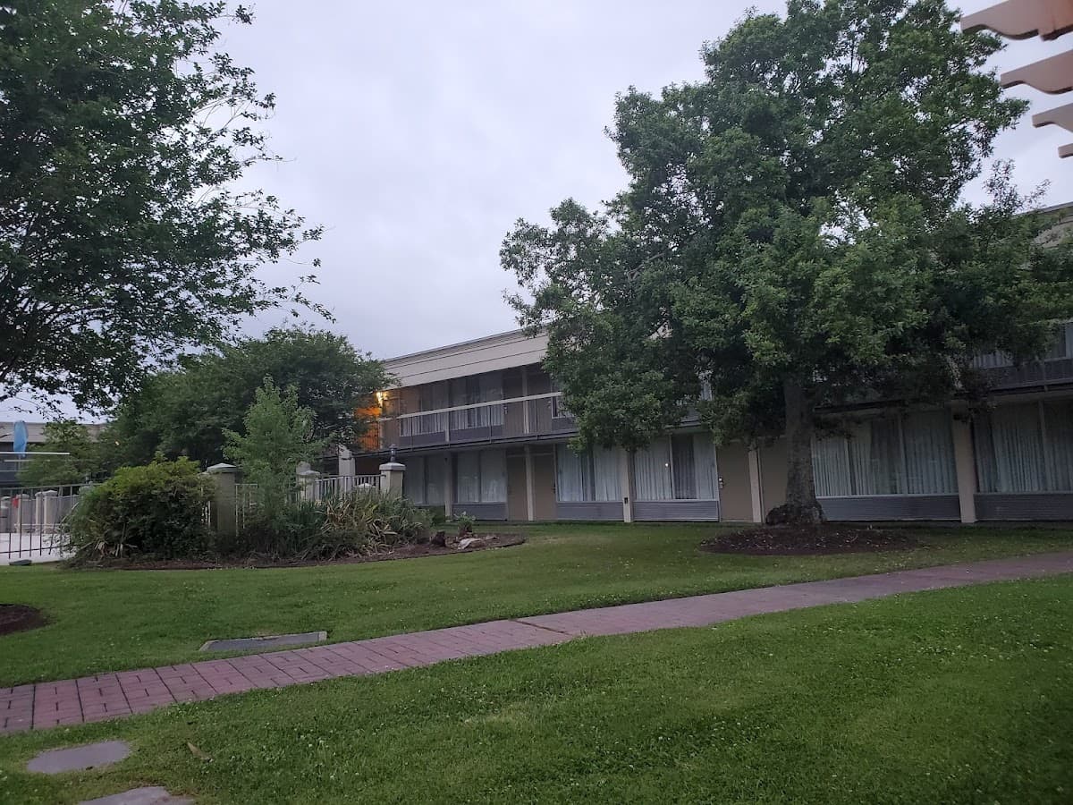 Ramada by Wyndham New Iberia