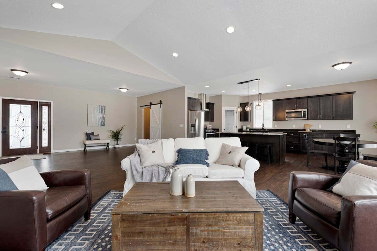 Ravishing Rooms, LLC
