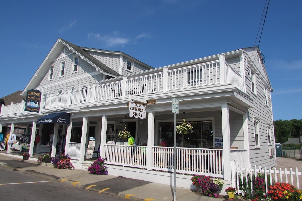 Watch Hill Harbour House Inn