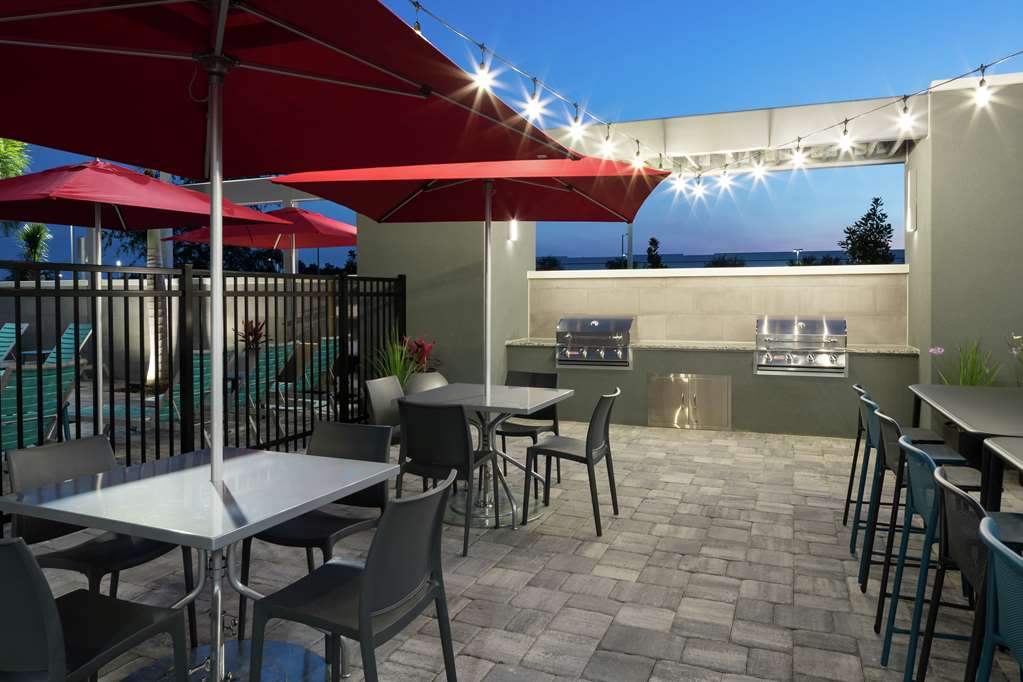Home2 Suites by Hilton Orlando Airport
