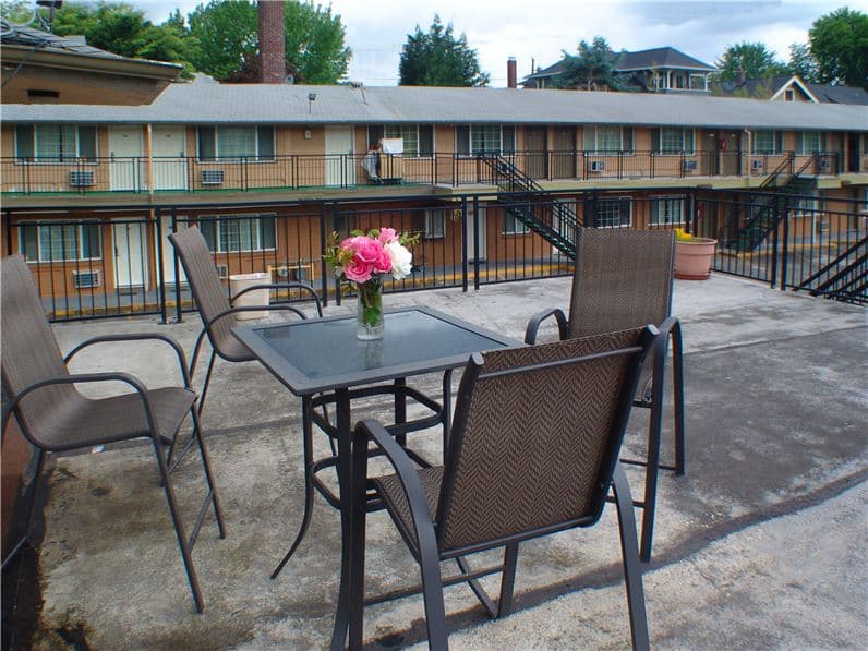 The Palms Motel