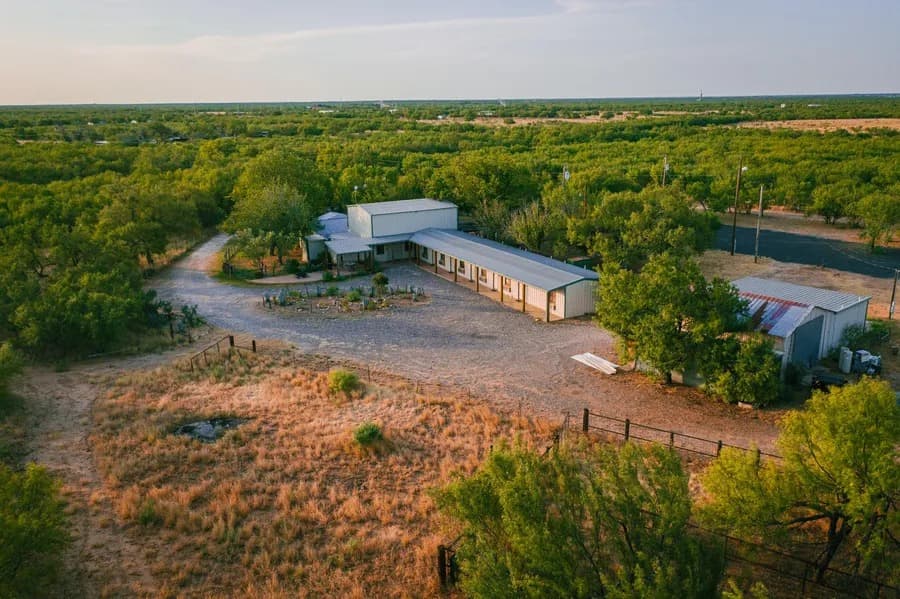 The Hideout on Carrizo Creek